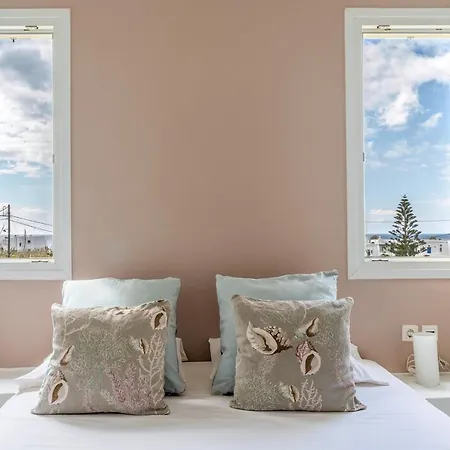 Ninemia Tinos Superior 201 Aparthotel 3*